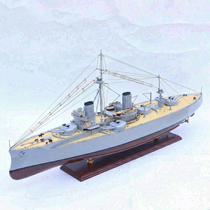 Maquette de bateau de guerre HMS Dreadnought 1906 en bois, faite à la main - Modèle classique de la Royal Navy pour la décoration de la maison ou du bureau - Product Image 1