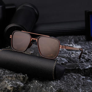 Gafas de Sol Polarizadas para Hombre My-Ztt004, Marco de Metal Negro, Lentes TAC UV400, Antideslumbrantes, Protección Solar para Conducir, Estilo Instagram - Product Image 5