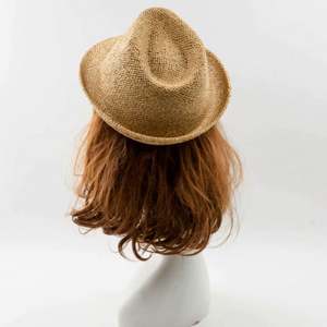 Chapeau Fedora Unisexe en Paille Tressée Tendance – Style Simple et Décontracté pour l'Été, Chapeau de Soleil Panama Trilby pour Voyages en Plein Air et Pêche - Product Image 4