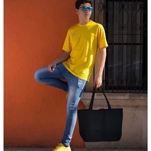 Sac fourre-tout pliable en toile brodée avec poches et fermeture éclair, sac fourre-tout personnalisé avec logo, sacs à main pour femmes, sac fourre-tout réutilisable en tissu doux - Product Image 6