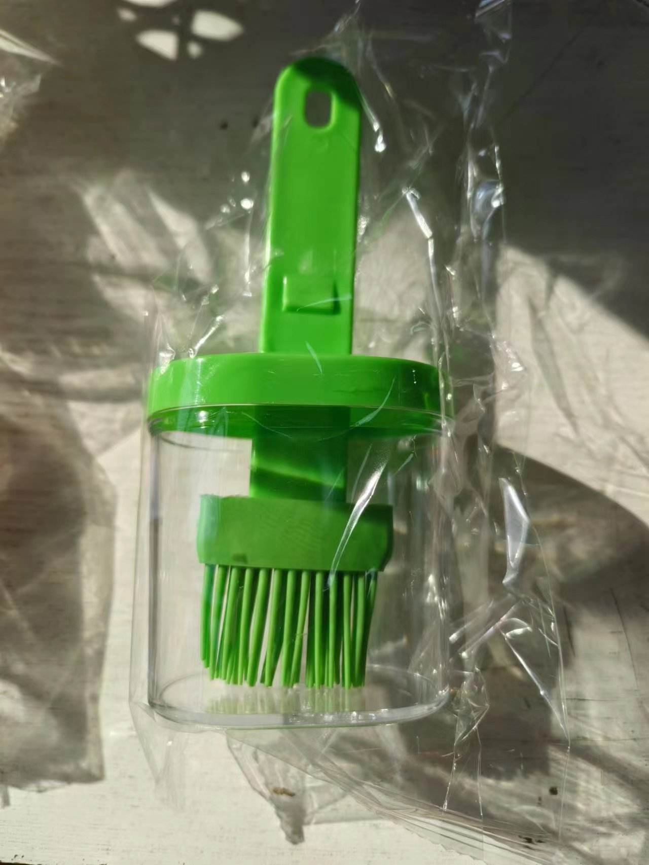 สีเขียว