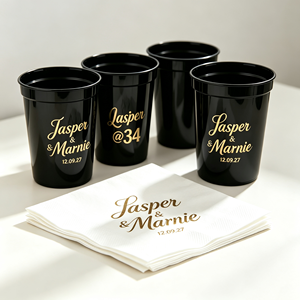 Gobelet de stade réutilisable en plastique personnalisé 16oz 450ml avec couvercle et paille, gobelets à changement de couleur au froid avec logo, style design classique La Boda - Product Image 1