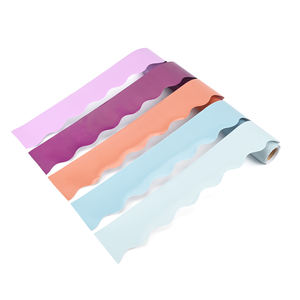 Rollos de Papel Autoadhesivos con Borde de Color Personalizables para Tableros de Anuncios de Aula - Product Image 1