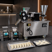 Machine automatique pour la fabrication de raviolis, samosas, pâtes, pelmeni, pierogi, empanadas, tourtes à la viande, et pâtisseries jamaïcaines