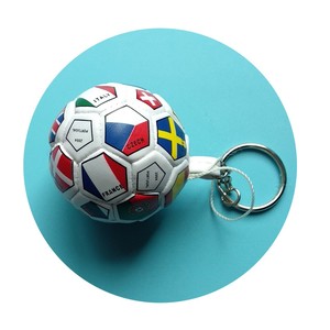 Supporto per <span class=keywords><strong>auto</strong></span> con palloni da calcio morbidi in pelle sintetica, supporto per vetro - Product Image 3