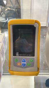 Oxymètre de pouls vétérinaire professionnel avec design portable, instrument chirurgical vétérinaire pour les soins des <span class=keywords><strong>animaux</strong></span> - Product Image 4