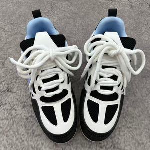 รองเท้ากีฬากลางแจ้งสำหรับผู้ชายเอเวอร์กรีนกันลื่น ระบายอากาศได้ดีและสวมใส่สบาย ซีรีส์สเก็ตบอร์ดแบรนด์ดังคลาสสิก - Product Image 4