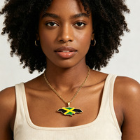 Ensemble de bijoux en acier inoxydable couleur or 18 carats avec pendentif carte de la Jamaïque et boucles d'oreilles pendantes, motif drapeau jamaïcain des Caraïbes