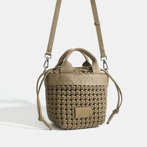 Borsa Tote in Neoprene intrecciata fatta <span class=keywords><strong>a</strong></span> <span class=keywords><strong>mano</strong></span> nuova borsa personalizzata da spiaggia Casual da donna realizzata <span class=keywords><strong>a</strong></span> <span class=keywords><strong>mano</strong></span> - Product Image 4