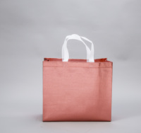 Sacs à provisions non tissés stratifiés métalliques de luxe d'emballage de cadeau d'emballage de rose d'argent bleu de sacs à provisions pour non tissé
