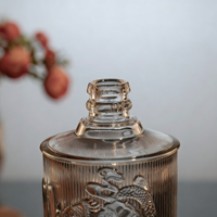 Nouvelle bouteille de vin en verre exquise avec motif de dragon en relief, bouteille à liqueur transparente épaissie vide pour whisky et spiritueux