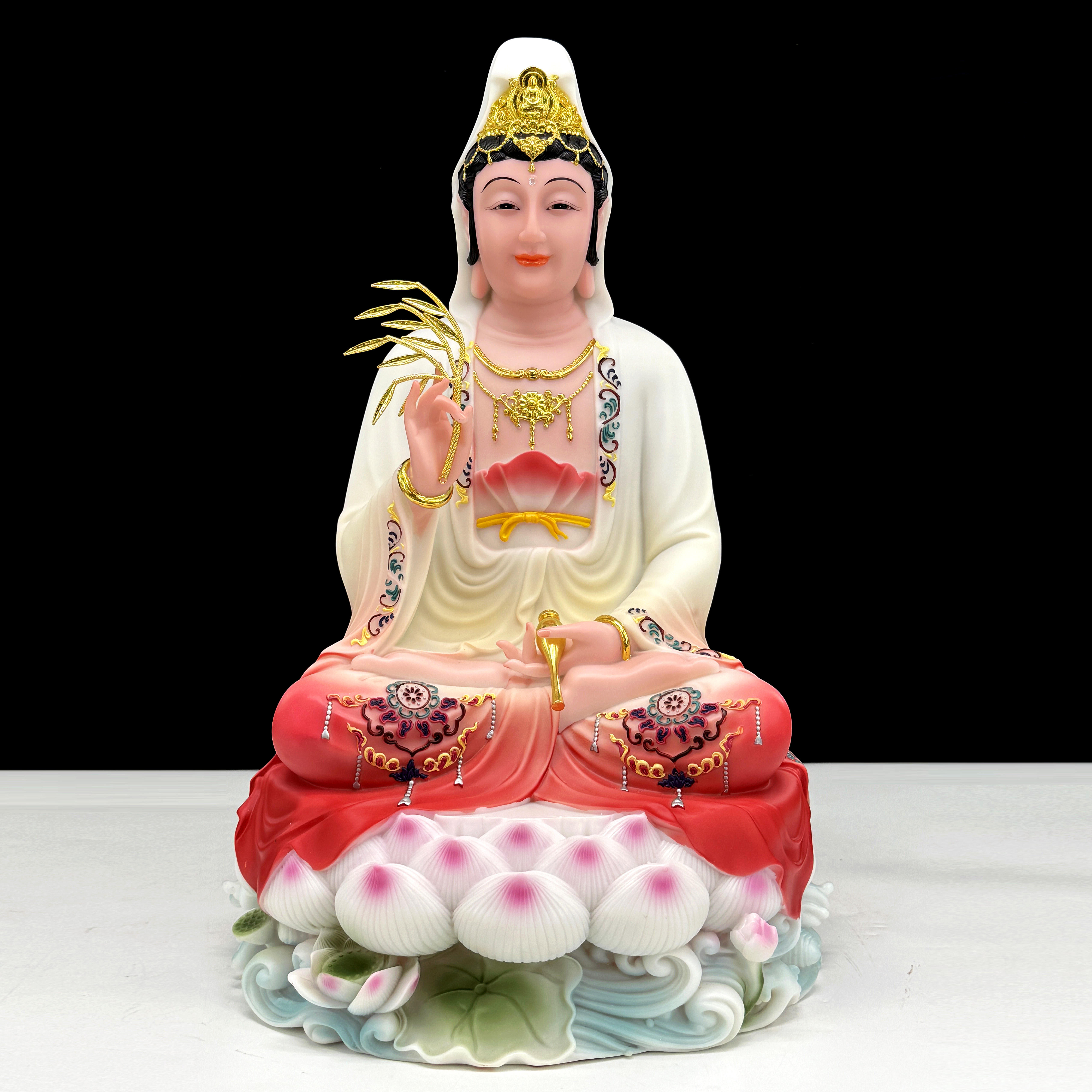 Red  Guanyin