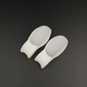 Amazon Venta caliente <span class=keywords><strong>de</strong></span> silicona juanete correctores <span class=keywords><strong>de</strong></span> dedo en la <span class=keywords><strong>separadores</strong></span> - Product Image 3