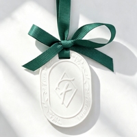 FinRu personnalisé conçu diffuseur de voiture arôme pierre en céramique cadeau fait à la main suspendu intérieur parfumé désodorisant