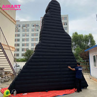 Campagne publicitaire : Décoration murale avec figurines gonflables, figurines gonflables servant de panneaux publicitaires pour les promotions