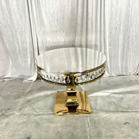 Meubles de style nordique en acier inoxydable pour banquet de mariage, table et support à gâteau en cristal pour l'exportation