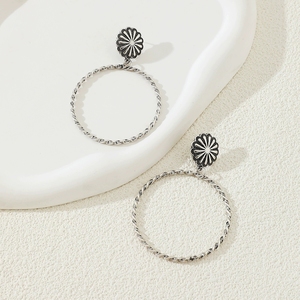 Turquesa <span class=keywords><strong>Pinto</strong></span> Horse Highland Cow Dangle Drop Pendientes Estilo occidental Vintage Colgante Diseños de animales de moda - Product Image 4