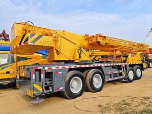 Grúa sobre Orugas Usada XCM-G QY70K-II de 70 Toneladas para Obras de Construcción, Telescópica de Alta Calidad con Motor PLC, Caja de Cambios y Bomba - Product Image 3