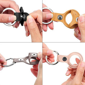 Funda Protectora Personalizada con Logotipo <span class=keywords><strong>para</strong></span> <span class=keywords><strong>Airtag</strong></span>, Accesorios <span class=keywords><strong>para</strong></span> Mascotas, Rastreador GPS <span class=keywords><strong>para</strong></span> Perros, Cuero PU Genuino <span class=keywords><strong>para</strong></span> Estuche de <span class=keywords><strong>Airtag</strong></span> - Product Image 6