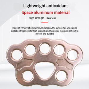 <span class=keywords><strong>Plaque</strong></span> <span class=keywords><strong>de</strong></span> grimpée en aluminium 7075 <span class=keywords><strong>de</strong></span> 45 kN, <span class=keywords><strong>plaque</strong></span> multi-points d'ancrage à 8 trous <span class=keywords><strong>pour</strong></span> la sécurité en escalade, le sauvetage en haute altitude - Product Image 3