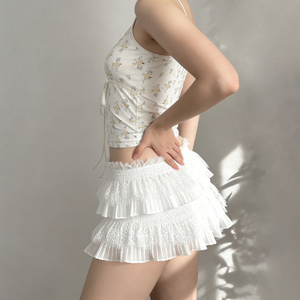 Minifalda Casual Transpirable para Mujer, de Color Sólido, con Encaje, Diseño en Capas, con Pantalones Cortos Integrados - Product Image 3