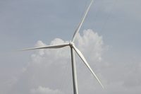 Générateur éolien à axe vertical de 100 kW, haute puissance, pour l'alimentation électrique des grands parcs industriels