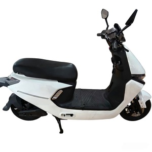 Nouvelle Trottinette Électrique 2026 pour Femmes, <span class=keywords><strong>Moto</strong></span> Électrique Blanche pour Trajets Urbains, Prix Direct Usine Super Bas - Product Image 2