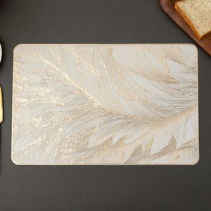 Nouveau Set de Table Style Occidental en PVC Épais Isolant, Imperméable et Anti-Huile, Motif Estampé à Chaud, pour Usage Domestique - Product Image 4
