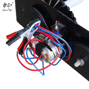 Máquina Eléctrica Simple para Apicultura, Cepillo para Abejas con Soporte, Nuevo, para Ahuyentar Abejas - Product Image 4
