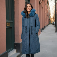 Ventes en gros de manteaux d'hiver pour femmes, vêtements d'extérieur à capuche, veste matelassée courte, manteaux longs pour femmes