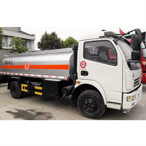 <span class=keywords><strong>Le</strong></span> <span class=keywords><strong>moins</strong></span> <span class=keywords><strong>cher</strong></span> 4x2 4x4 toutes les roues motrices 5m3 5000 litres camion-citerne de ravitaillement en <span class=keywords><strong>carburant</strong></span> camions de réservoir de <span class=keywords><strong>carburant</strong></span> - Product Image 3
