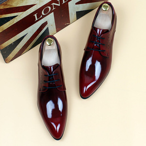 Nuove <span class=keywords><strong>Scarpe</strong></span> Formali da <span class=keywords><strong>Uomo</strong></span> 2026 Rosse e Nere per Esterni Moda Lavoro Affari Festa Casual in <span class=keywords><strong>Pelle</strong></span> Antiscivolo - Product Image 1