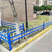 Barrière de Sécurité Routière pour Parking Commercial, Garde-corps de Séparation en Vinyle Réfléchissant Blanc, Fabrication Industrielle