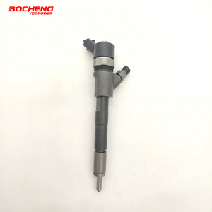 Inyector de Combustible Common Rail 23670-33040, Inyector Diesel 0445110227 para Motor Toyota Corolla Auris Yaris 1.4 D-4D 1ND-TV - Product Image 2