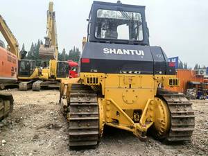 Bulldozer d'occasion Shantui SD32 sur chenilles, modèle 2020, moteur Cummins, puissance 257 kW, excellentes performances, prix avantageux - Product Image 4