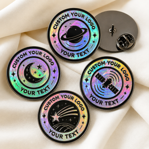 Ensemble de broches rondes personnalisées en nickel noir holographique Cosmic Prism - Product Image 1