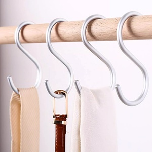 Ganchos Domésticos de Alta Calidad <span class=keywords><strong>en</strong></span> Forma de <span class=keywords><strong>S</strong></span>, <span class=keywords><strong>Gancho</strong></span> de Aleación de Aluminio, Pinzas Metálicas para Colgar Ropa, <span class=keywords><strong>Gancho</strong></span> para Armario de Cocina, al por Mayor - Product Image 5