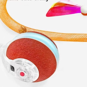 Juguete Interactivo para Gatos con Activación por Movimiento, Bola de Malla Elástica con Cola de Tela Flocada/Material de Gel de Sílice - Product Image 3