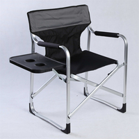 MEUBLES RV Vente en gros Chaise pliable confortable à cadre en aluminium Chaise de directeur de camp pliante avec table d'appoint