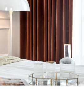 Tissu de rideau occultant moderne personnalisable de haute qualité, 90 % occultant, insonorisant, isolant thermique, 100 % polyester, couleur caramel - Product Image 6