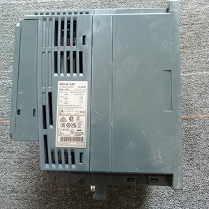 ชไนเดอร์ อัลติวาร์ 320 ATV320U30N4C 3กิโลวัตต์ 3แรงม้า ไดรฟ์ AC ควบคุมแบบ V/F  IP20 อินเวอร์เตอร์ปรับความถี่ - Product Image 1