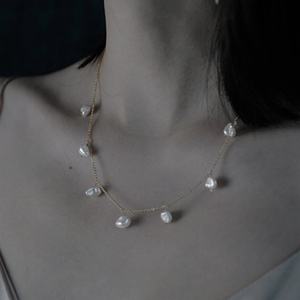 Collar de Perlas de Agua Dulce Barrocas Naturales Románticas para Primavera Verano, Estilo Lolita de las Calles de París, Elegante y Único - Product Image 1