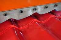 Machine de formage de tuiles de toit en acier inoxydable de haute précision pour bâtiments préfabriqués