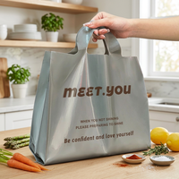 Sacs de courses écologiques recyclables en PE avec poignées longues et options de logo personnalisé