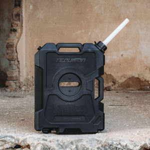 Jerrycan para puerta todoterreno de 9L, soporte de montaje de bisagra para puerta de combustible, 2,5 galones para Jeep Wrangler JK JL 4XE Gladiator JT 4x4, accesorios - Product Image 5