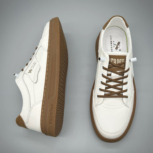 Nouvelles chaussures pour hommes - Style coréen, tendance, polyvalentes, respirantes, baskets blanches à semelle souple, baskets décontractées pour hommes - Product Image 1