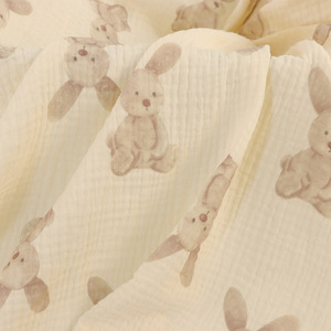 Tessuto in <span class=keywords><strong>Mussola</strong></span> <span class=keywords><strong>di</strong></span> Cotone Organico a Doppia Garza con Stampa Floreale 100% <span class=keywords><strong>di</strong></span> Alta Qualità 130GSM per Coperte Neonato e Camicie da Bambina - Product Image 6