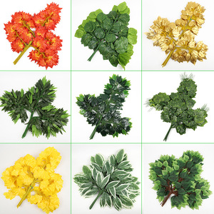 Branches et feuilles d'arbre de simulation Branches de banyan Branches d'érable rouge Feuilles de <span class=keywords><strong>bambou</strong></span> Plantes vertes artificielles décoratives - Product Image 6