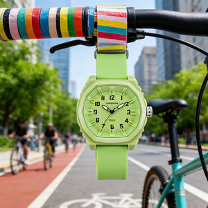 Montre à quartz Unsix tendance, dernière version, 16 mm, pour élèves du primaire et du <span class=keywords><strong>secondaire</strong></span>, silencieuse, à aiguilles, verre antichoc, silicone, étanche - Product Image 4