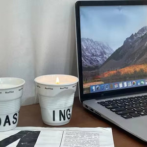 Bougies parfumées de style minimaliste Plusieurs bougies parfumées en cire de soja avec lettres Pot en céramique blanche irrégulière - Product Image 4